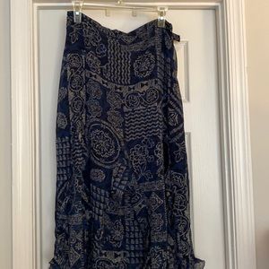 Cold water Creek pretty patch bandana skirt